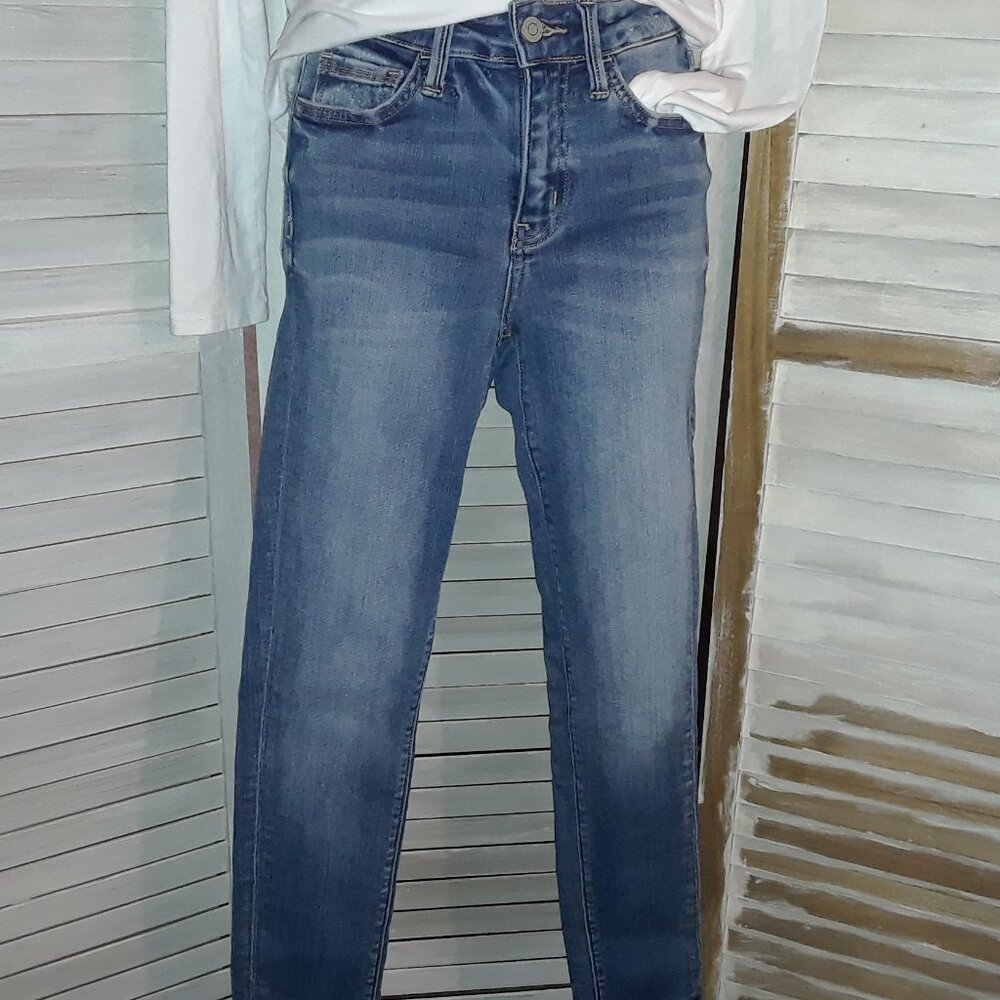 Flying Monkey Mid Rise Ankle Skinny Blue Jeans Med Wash Distressed